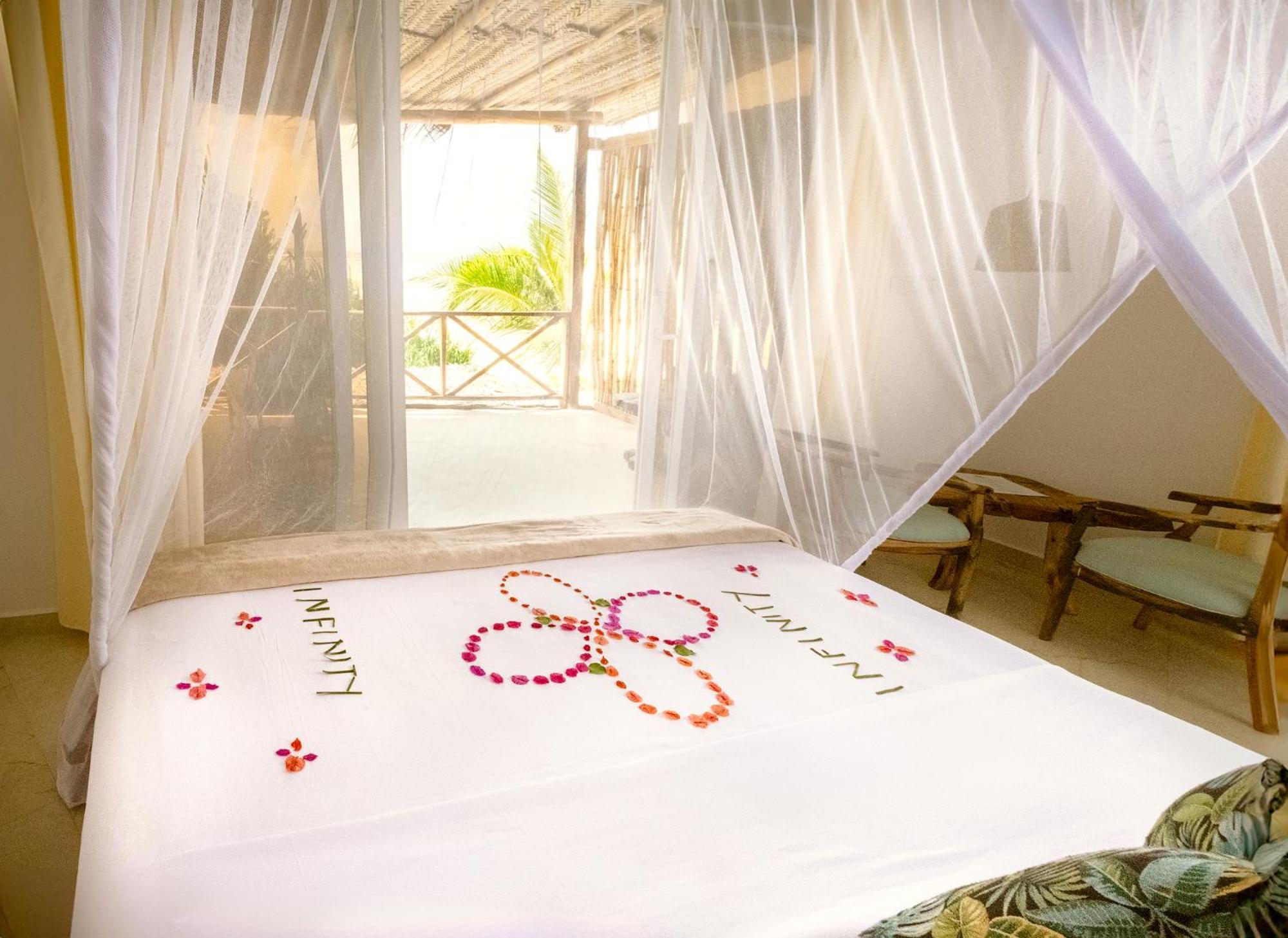 Infinity Beach Boutique Hotel & Spa Matemwe  Exterior photo